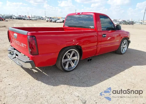 2002 Chevrolet Silverado 1500 from USA, damaged, VIN 1GCEC14W22Z100150